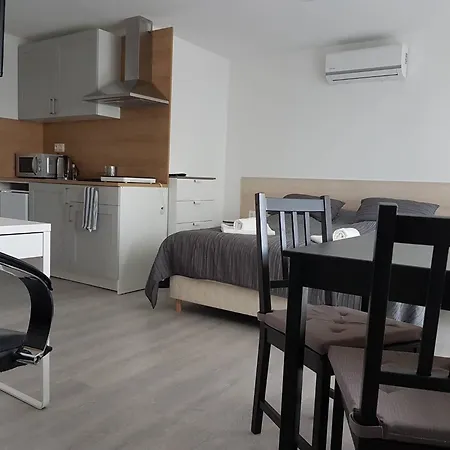 Daire Heviz Springs Residences *